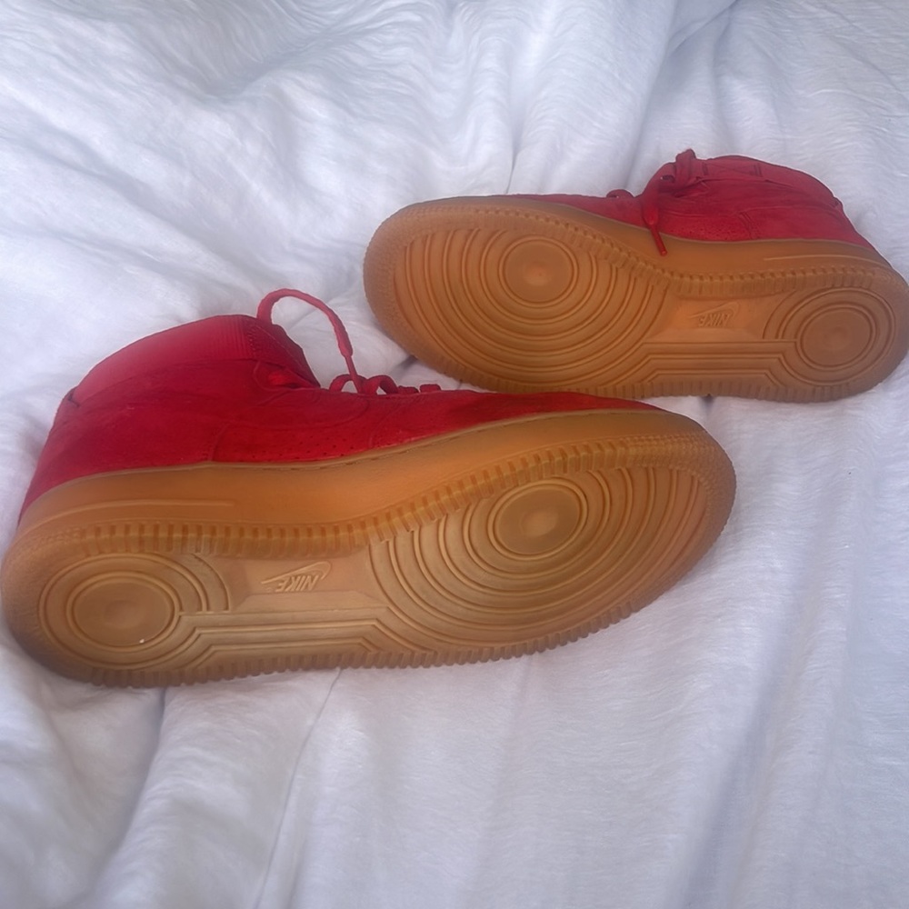 nike air force 1 high red gum